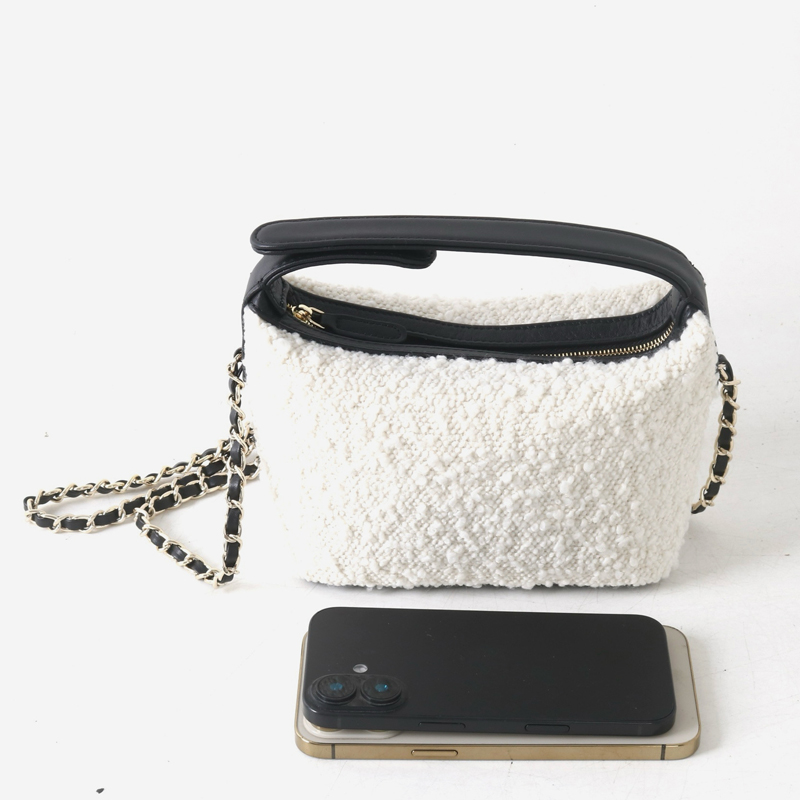 Leather Classic Mini Hobos Bag - огляд і ціна Luxury Bags Leather